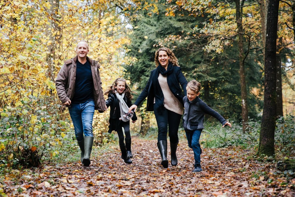Lifestyle Family Portrait shoot in beautiful autumnal woodland